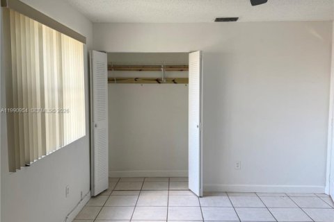 Купить таунхаус в Майами, Флорида 2 спальни, 126.35м2, № 2052315 - фото 28