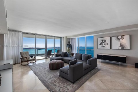 Copropriété à vendre à Miami, Floride: 4 chambres, 317.26 m2 № 1731813 - photo 2