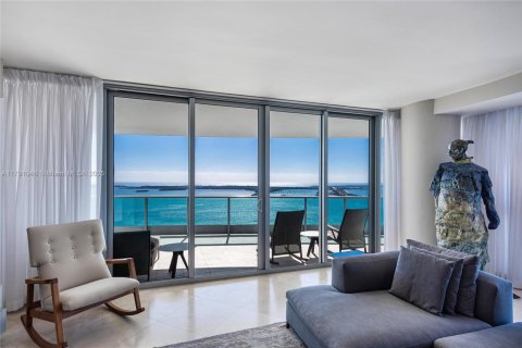 Copropriété à vendre à Miami, Floride: 4 chambres, 317.26 m2 № 1731813 - photo 4