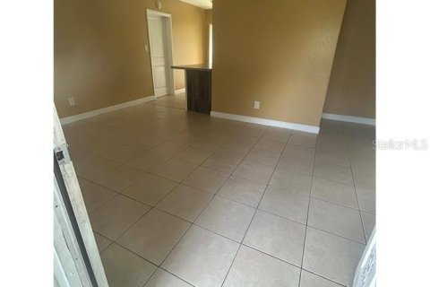 Villa ou maison à louer à Tampa, Floride: 3 chambres, 99.96 m2 № 2432652 - photo 5