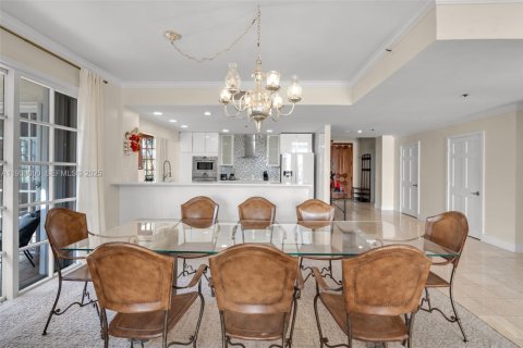 Condominio en venta en Miami Beach, Florida, 3 dormitorios, 254.92 m2 № 1991719 - foto 11