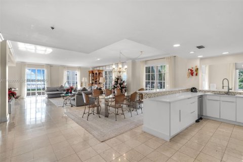 Condominio en venta en Miami Beach, Florida, 3 dormitorios, 254.92 m2 № 1991719 - foto 6