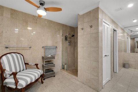 Condominio en venta en Miami Beach, Florida, 3 dormitorios, 254.92 m2 № 1991719 - foto 22