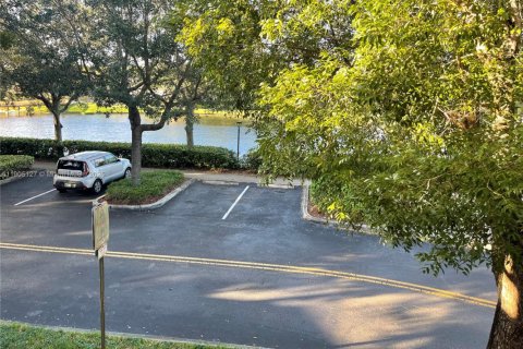 Condominio en alquiler en Miramar, Florida, 2 dormitorios, 111.95 m2 № 2013690 - foto 21