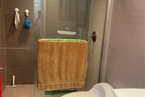 Condominio en alquiler en Miramar, Florida, 2 dormitorios, 111.95 m2 № 2013690 - foto 11