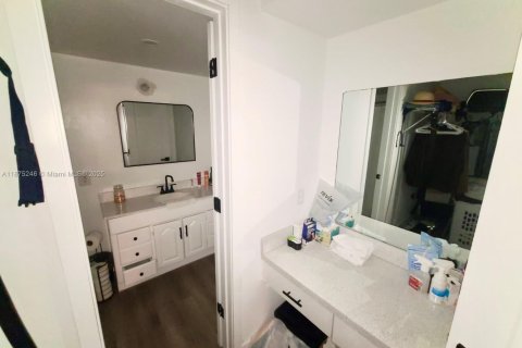 Condominio en venta en Homestead, Florida, 2 dormitorios, 79.52 m2 № 1925156 - foto 4