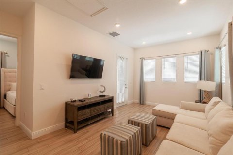 Casa en alquiler en Kissimmee, Florida, 3 dormitorios, 168.9 m2 № 1917169 - foto 11