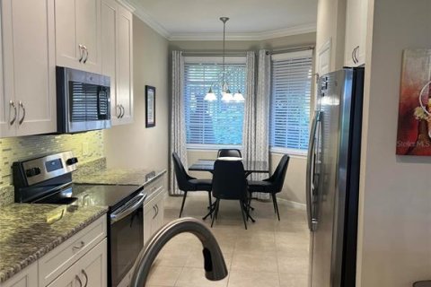 Condo in Bradenton, Florida, 2 bedrooms  № 1915950 - photo 3