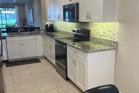 Condo in Bradenton, Florida, 2 bedrooms  № 1915950 - photo 4