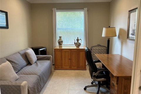 Condo in Bradenton, Florida, 2 bedrooms  № 1915950 - photo 8