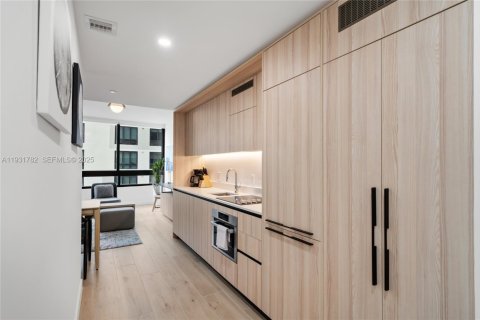 Снять в аренду кондоминиум в Майами, Флорида 2 спальни, № 1992520 - фото 9