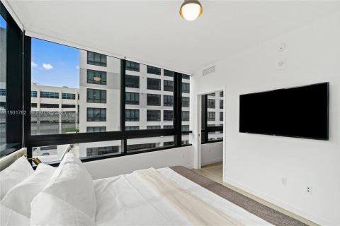 Снять в аренду кондоминиум в Майами, Флорида 2 спальни, № 1992520 - фото 29