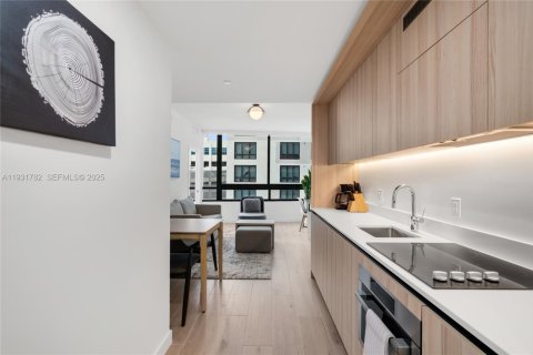 Снять в аренду кондоминиум в Майами, Флорида 2 спальни, № 1992520 - фото 8