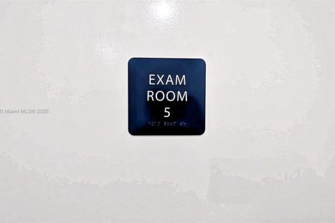 Immobilier commercial à vendre à Hollywood, Floride № 1961400 - photo 10