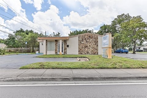 Immobilier commercial à vendre à Hollywood, Floride № 1961400 - photo 4