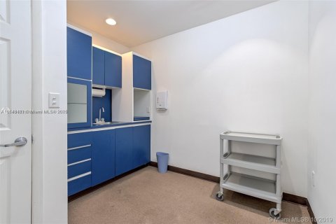 Immobilier commercial à vendre à Hollywood, Floride № 1961400 - photo 8