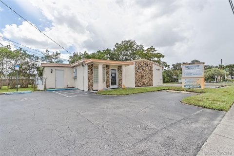Immobilier commercial à vendre à Hollywood, Floride № 1961400 - photo 3