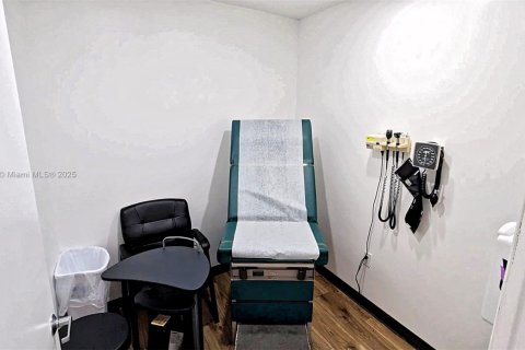 Immobilier commercial à vendre à Hollywood, Floride № 1961400 - photo 26