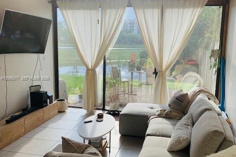 Copropriété à vendre à Plantation, Floride: 3 chambres, 163.14 m2 № 2171427 - photo 12