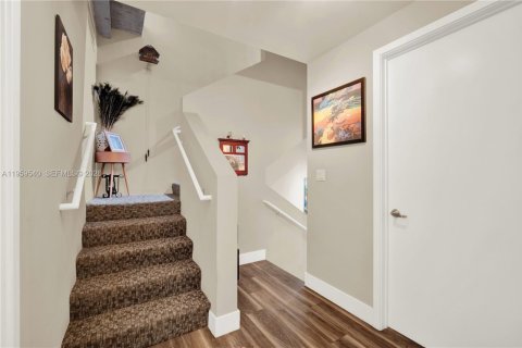 Купить кондоминиум в Майами, Флорида 2 комнаты, 190.26м2, № 2025409 - фото 18