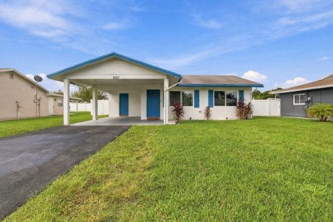 Villa ou maison à Tamarac, Floride 2 chambres, 126.9 m2 № 2433905