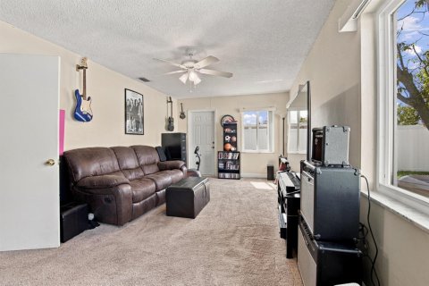 Villa ou maison à vendre à Tamarac, Floride: 2 chambres, 126.9 m2 № 2433905 - photo 9