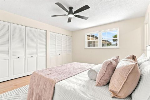 House in Ormond Beach, Florida 4 bedrooms, 205.04 sq.m. № 2210102 - photo 18