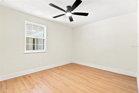 House in Ormond Beach, Florida 4 bedrooms, 205.04 sq.m. № 2210102 - photo 22