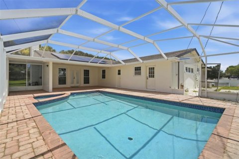 House in Ormond Beach, Florida 4 bedrooms, 205.04 sq.m. № 2210102 - photo 4