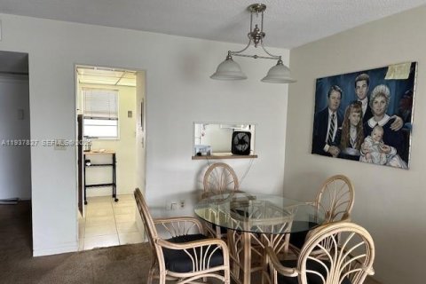 Condo in Aventura, Florida, 1 bedroom  № 2003576 - photo 18