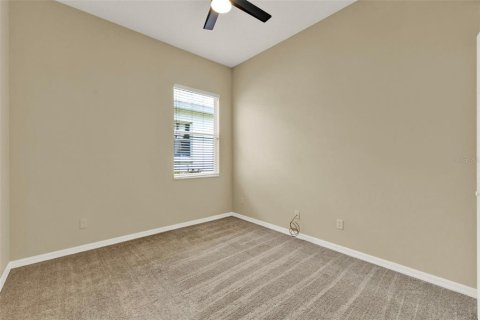 House in Lake Mary, Florida 3 bedrooms, 189.71 sq.m. № 1911110 - photo 18