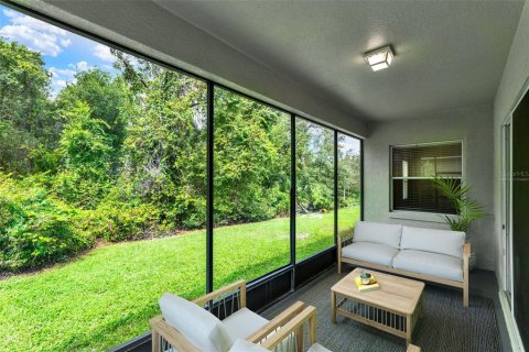 House in Lake Mary, Florida 3 bedrooms, 189.71 sq.m. № 1911110 - photo 2