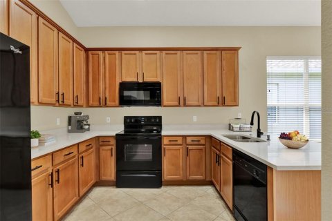 House in Lake Mary, Florida 3 bedrooms, 189.71 sq.m. № 1911110 - photo 6
