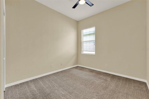 House in Lake Mary, Florida 3 bedrooms, 189.71 sq.m. № 1911110 - photo 17