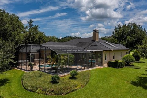 House in Apopka, Florida 5 bedrooms, 411.19 sq.m. № 1884471 - photo 3