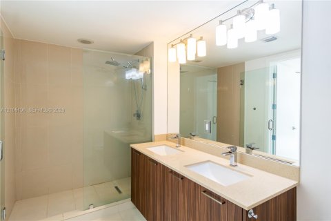 Купить кондоминиум в Дорал, Флорида 2 спальни, 88.26м2, № 2412986 - фото 23