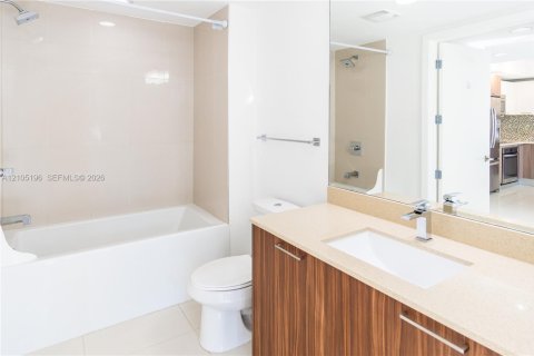 Купить кондоминиум в Дорал, Флорида 2 спальни, 88.26м2, № 2412986 - фото 15