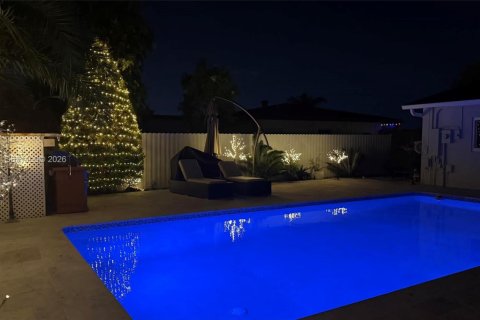 Снять в аренду виллу или дом в Майами, Флорида 3 спальни, 146.97м2, № 2005238 - фото 27