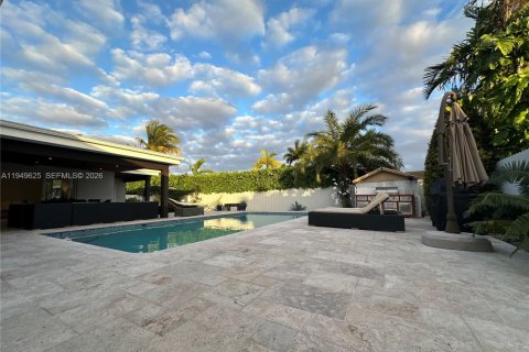 Снять в аренду виллу или дом в Майами, Флорида 3 спальни, 146.97м2, № 2005238 - фото 25