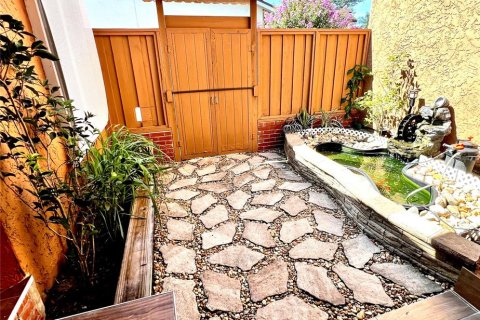 Casa en venta en Apopka, Florida, 3 dormitorios, 185.9 m2 № 1842131 - foto 11
