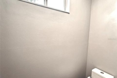 Casa en venta en Apopka, Florida, 3 dormitorios, 185.9 m2 № 1842131 - foto 17