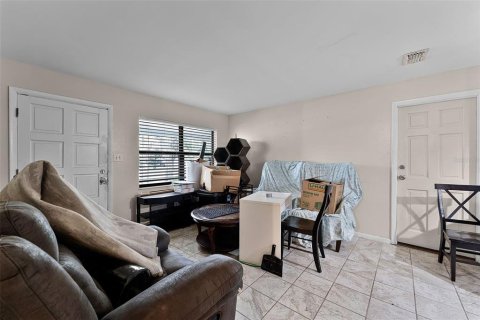 Casa en venta en Winter Park, Florida, 4 dormitorios, 93.65 m2 № 1815610 - foto 12