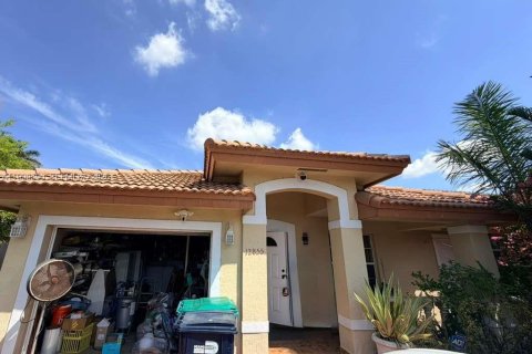 Casa en venta en Miami, Florida, 4 dormitorios № 2057912 - foto 4