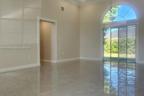 Casa en alquiler en Miami, Florida, 3 dormitorios № 1971026 - foto 7