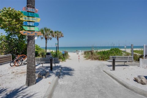 Immobilier commercial à vendre à Indian Rocks Beach, Floride: 55.74 m2 № 1901295 - photo 14
