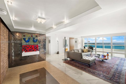 Copropriété à vendre à Miami, Floride: 2 chambres, 239.69 m2 № 1992551 - photo 5