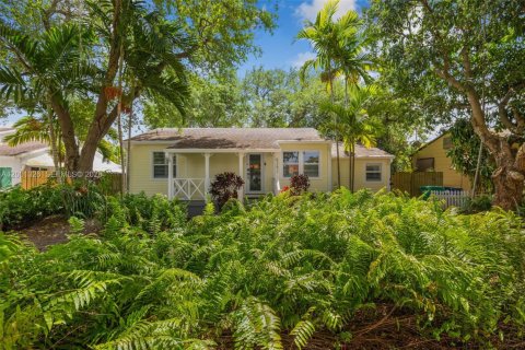 House in Miami, Florida 3 bedrooms, 93.83 sq.m. № 2065411 - photo 3