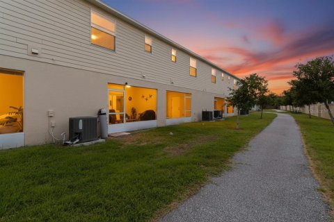 Adosado en venta en Kissimmee, Florida, 3 dormitorios, 163.69 m2 № 2123555 - foto 27