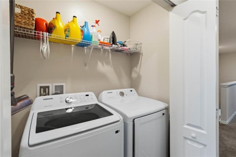 Adosado en venta en Kissimmee, Florida, 3 dormitorios, 163.69 m2 № 2123555 - foto 24
