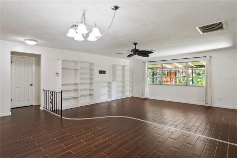 Casa en alquiler en Clearwater, Florida, 3 dormitorios, 130.81 m2 № 1903438 - foto 13